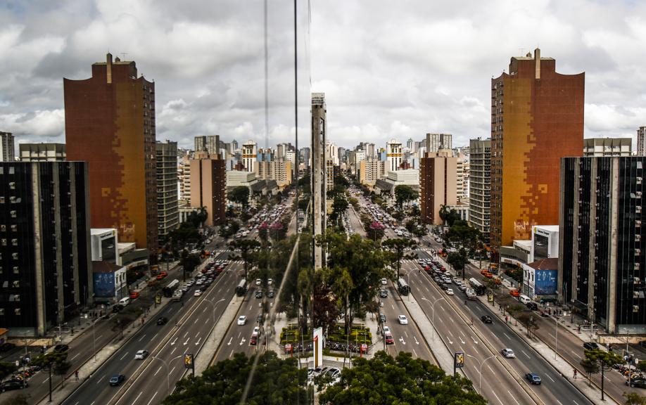 Mercado morno segura alta de preços e reajustes de custos nos negócios imobiliários. | Daniel Castellano/Gazeta do Povo