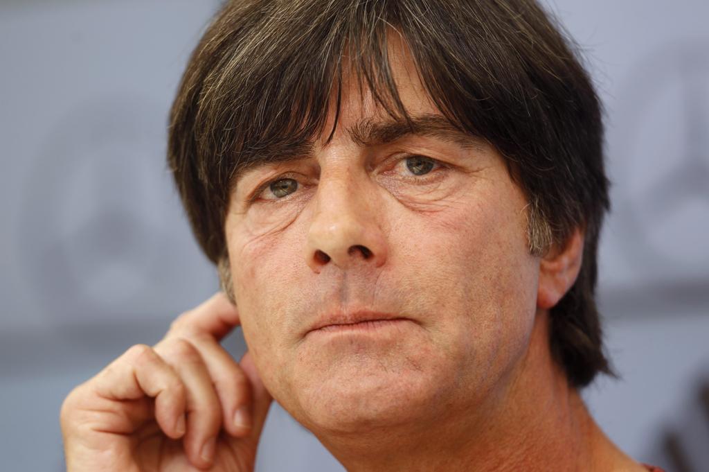 Joachim Löw, técnico da Alemanha, destacou a solidariedade dos franceses com os alemães após o amistoso de sexta-feira. | Ina Fassbender/Reuters