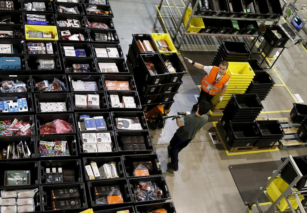 Prazo de entrega e especificações dos produtos devem ser analisados com calma durante as compras | Andrea Comas/Reuters