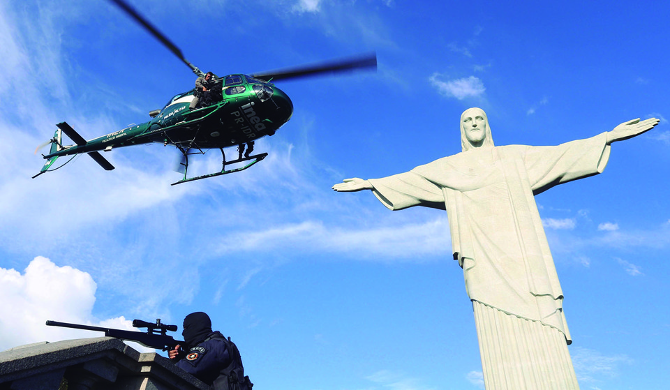 Policiais em treinamento para grandes eventos no Rio de Janeiro: estrutura de segurança receberá reforços estaduais e nacionais durante os Jogos Olímpicos. | Rogério Santana/GERJ