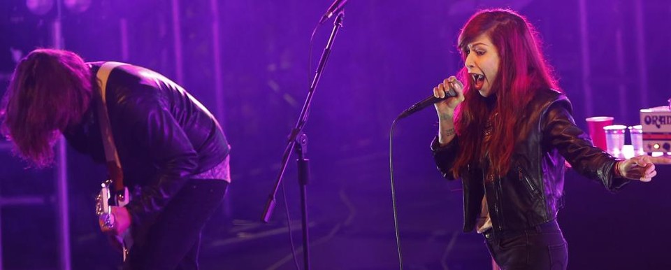 Show da cantora Pitty encerrou evento no domingo à noite. | Marcelo Andrade/Gazeta do Povo
