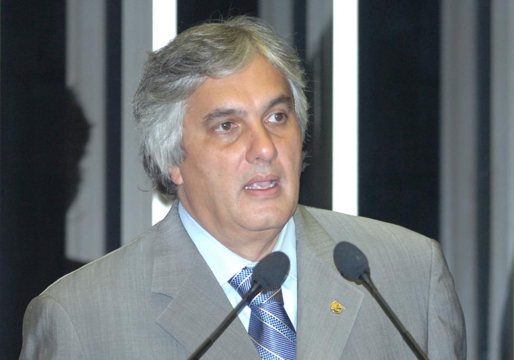 A esposa do senador tem dito que o marido não pode pagar sozinho por erros cometidos pelo PT e pelo Planalto - Delcídio era líder do governo até ser preso pela PF na quarta-feira. | ROOSEWELT PINHEIRO/ROOSEWELT PINHEIRO