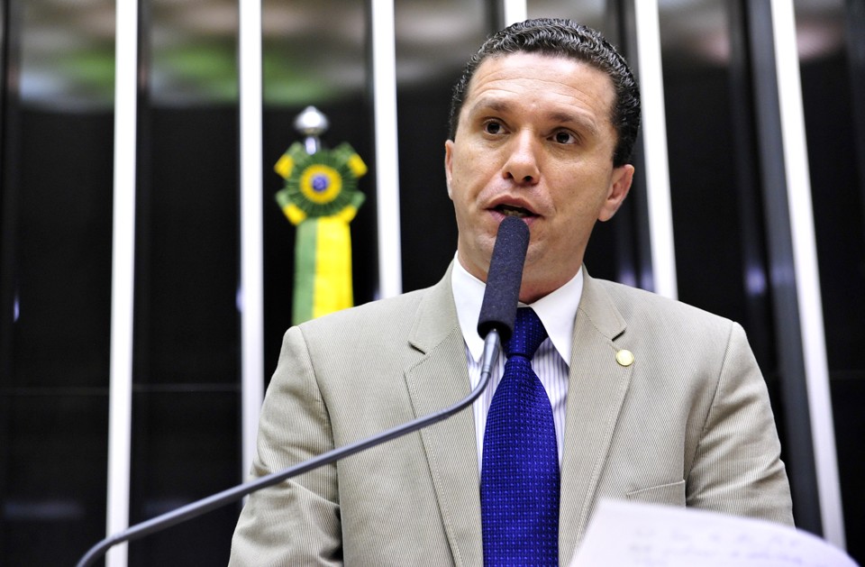 Aliado de Celso Russomanno, Fausto Pinato desponta como favorito para relatar o “caso Cunha”. | Gabriela Korossy/Câmara dos Deputados