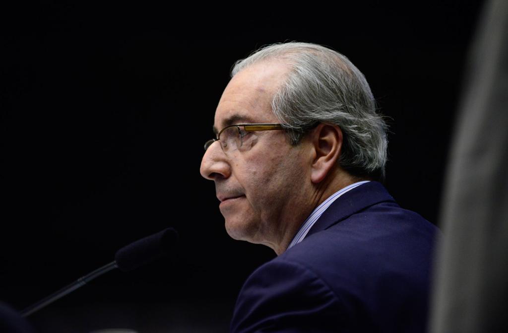 A manifestação ocorre um dia após Cunha ser alvo de um protesto coletivo de deputados, que deixaram o plenário da Câmara, inviabilizando a continuidade da ordem do dia, em protesto pelos atos protelatórios dirigidos pelo peemedebista para protelar seu processo de cassação no Conselho de Ética. | GUSTAVO LIMA/Câmara dos Deputados