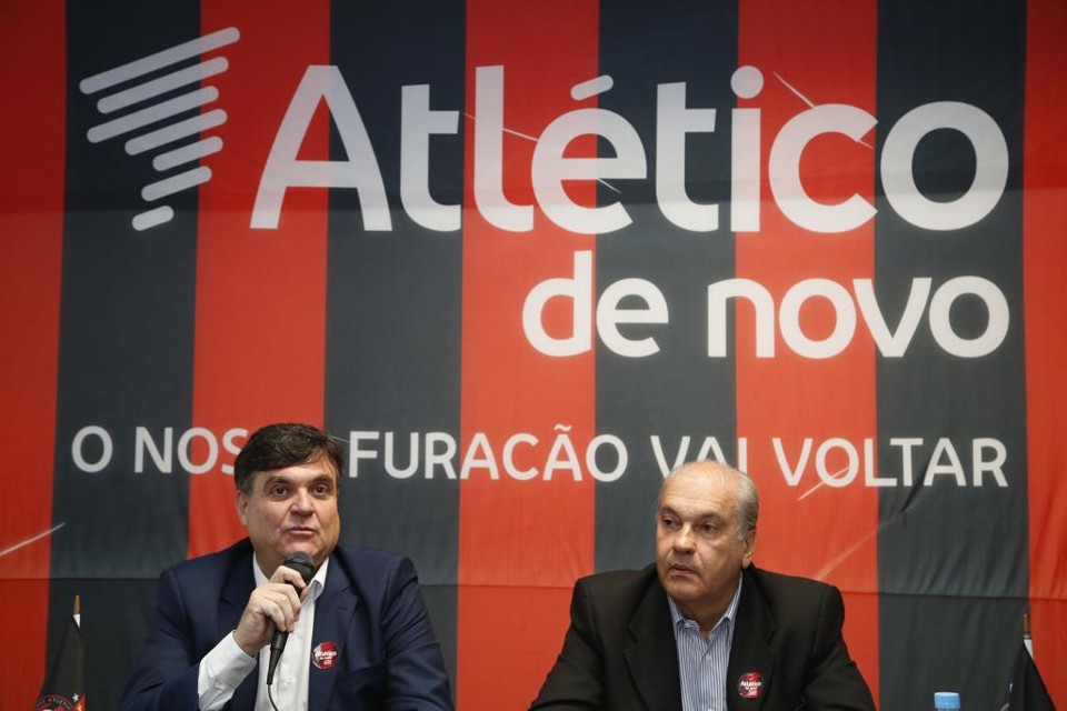 Henrique Gaede e João Alfredo Costa Filho , candidatos na chapa Atlético de Novo. | Henry Milleo/Gazeta do Povo