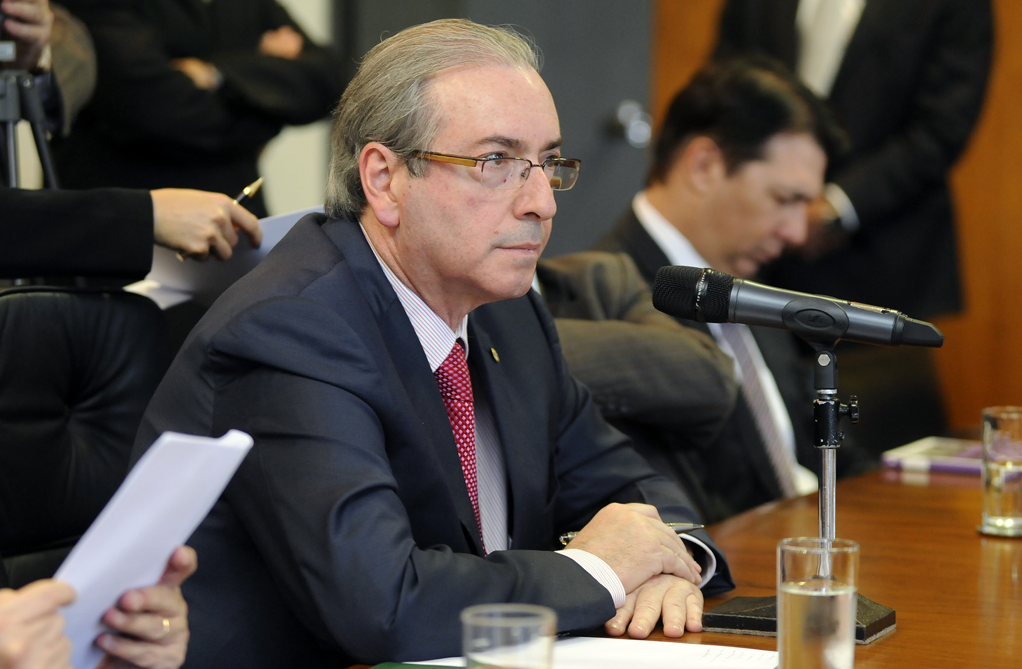 Eduardo Cunha mostrou o passaporte com viagens para a África para tentar convencer os demais deputados. | Alex Ferreira / Câmara dos Deputados