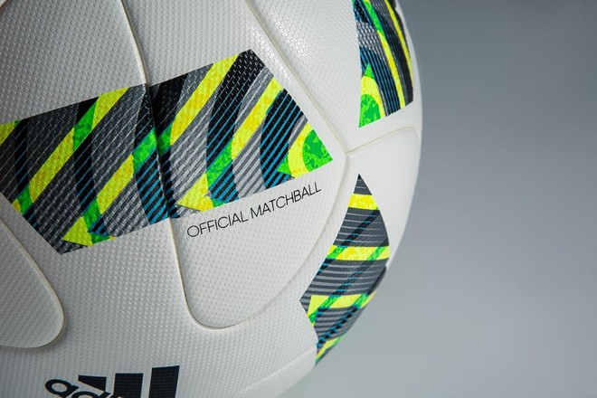 Bola de futebol Errejota, que será usada na Olimpíada do Rio. | Divulgação Adidas