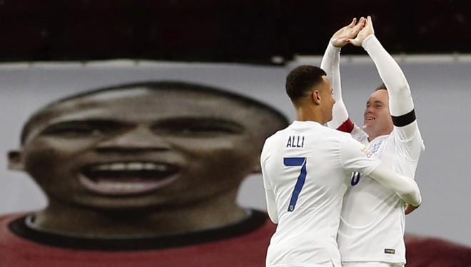 Rooney comemora gol na vitória da Inglaterra sobre a França. | John Sibley/REUTERS