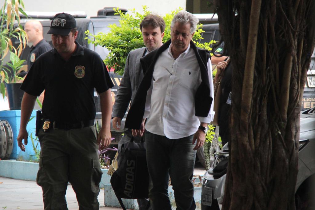 De acordo com Espiñeira, o nome do seu cliente foi incluído no alerta vermelho da Interpol, a polícia internacional, mesmo após o STF ter sido informado de que Ribeiro voltaria ao Brasil nesta sexta-feira. | jose lucena//Futura Press/Folhapress)