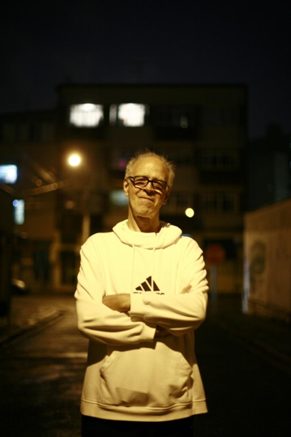 Pessôa gosta de poupar palavras como se fazia nos telegramas. | Daniel Snege/Divulgação