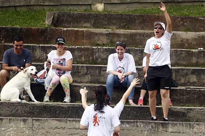 Campeonato Mundial de Bets realizado na Praça Menonitas no Boqueirão - torcedores fizeram a festa na Praça. | Albari Rosa/Gazeta do Povo