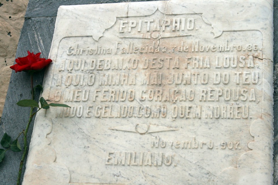 O adeus de Emiliano Pernetta à sua mãe | Clarissa Grassi