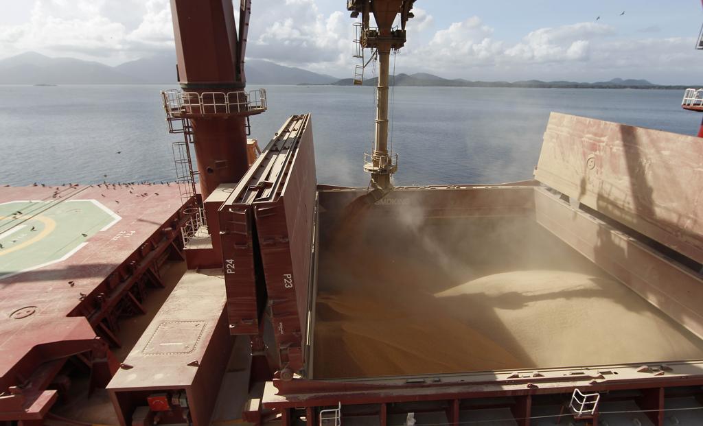Fluxo do cereal segue intenso nos portos brasileiros. | Jonathan Campos/Gazeta do Povo