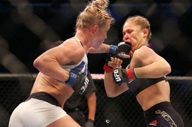 Lutadora americana Ronda Rousey é nocauteada, em luta histórica. | UFC/Divulgação