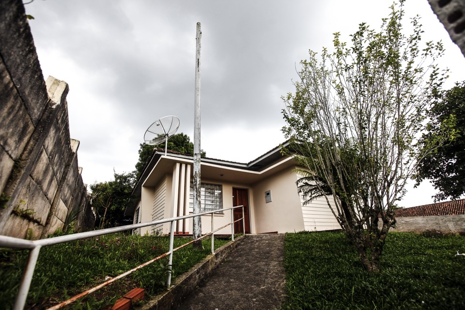 Reformada há menos de um ano pela prefeitura local, a casa está avaliada em R$ 178 mil. | André Rodrigues/Gazeta do Povo