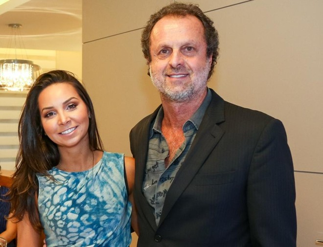 O ginecologista Malcolm Montgomery deu uma concorrida palestra sobre hormônios e sexualidade dois dias após a inauguração da clínica de Medicina e Estética da médica Mariana Gradowski, no último dia 27, no Batel | / Foto: Kelly Knevels