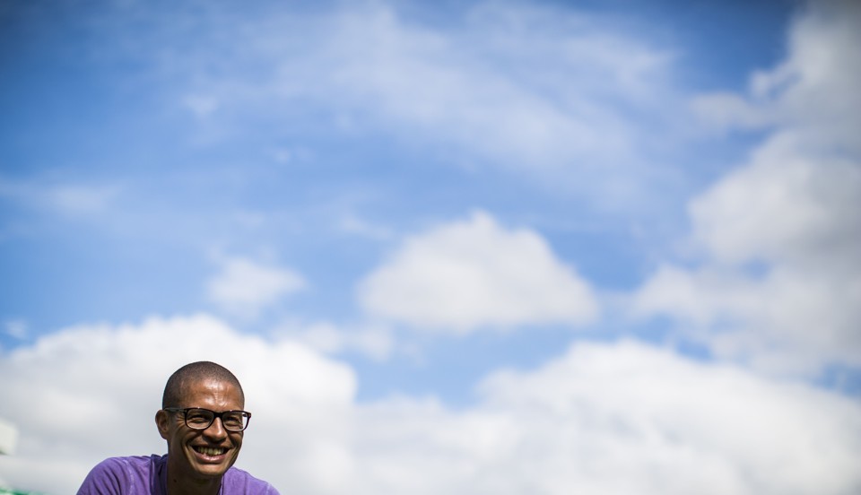Alex, ex-jogador e hoje comentarista esportivo, traz obra sem censura prévia: “Peito aberto”. | Brunno Covello / Gazeta do Povo