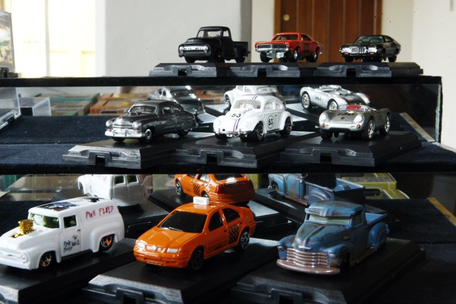 Evento exibe miniaturas que começam em R$ 5 e passa dos R$ 1 mil com as raridades. | Henry Milleo/ Gazeta do Povo