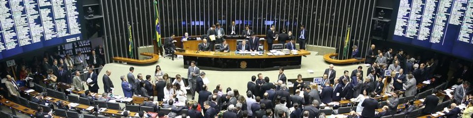 Se o veto do reajuste ao Judiciário fosse derrubado, o custo desse aumento salarial para o governo seria de R$ 5,3 bilhões em 2016. | Ananda Borges/