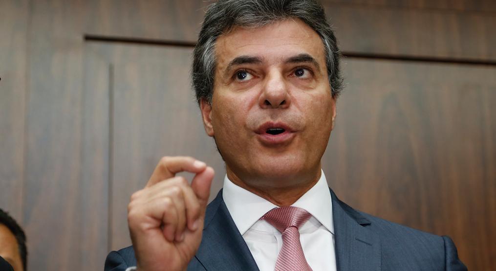 Governador Beto Richa tenta reduzir em 52% o valor que determina pagamento preferencial. | Henry Milleo/Gazeta do Povo