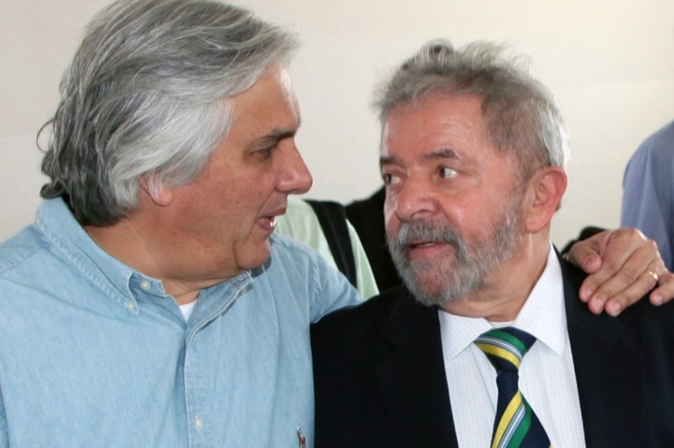 Lula foi provocado durante o almoço na sede da CUT, em São Paulo, a comentar o assunto, mas tentou se esquivar do tema. Se limitava a dar respostas curtas como “é um absurdo” ou “que loucura”. | /Divulgação