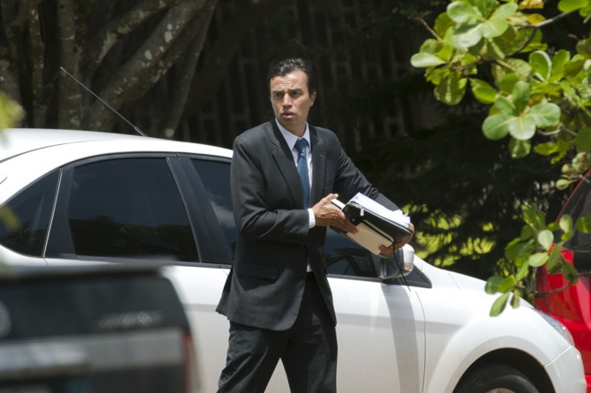 Maurício Leite, advogado do senador Delcídio Amaral, chega à PF para reunião com o petista. | Marcelo Camargo/Agência Brasil