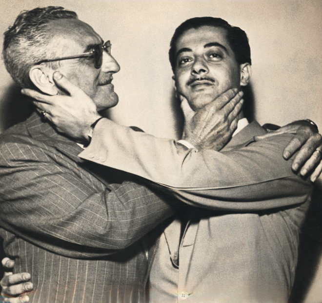 Ary Barroso (à esquerda). | 