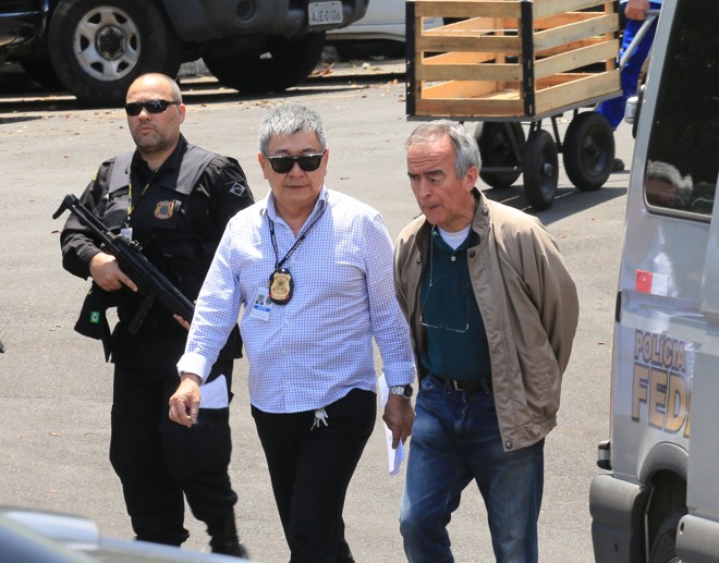 Nestor Cerveró voltou para a carceragem da Polícia Federal por motivou de segurança. | Ivonaldo Alexandre/Gazeta do Povo