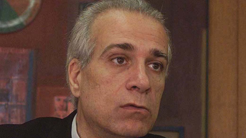 De acordo com a denúncia, Souza e Silva exigiam pagamento mensal de donos de companhias de ônibus que atuavam no município, sob a ameaça de terem seus contratos com a prefeitura suspensos. | PATRICIA SANTOS/Folha Imagem