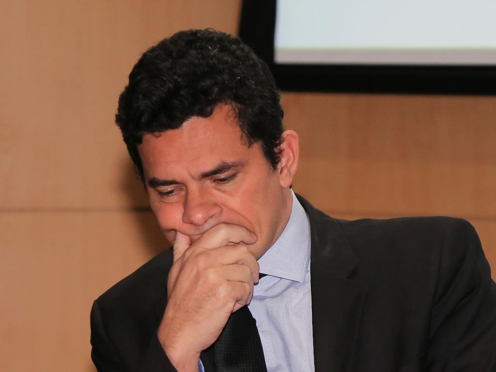 Em audiência do ex-diretor da Petrobras Paulo Roberto Costa, Moro diz que o réu manifestou cansaço e brinca dizendo que, “se serve de consolo”, também está “cansado” . | Pedro Serapio/Gazeta do Povo