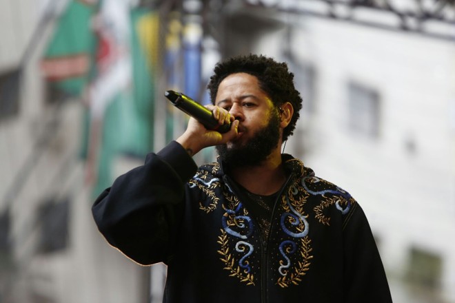 Emicida abriu o Palco Boca Maldita no fim da manhã de domingo. | Henry Milleo/Gazeta do Povo