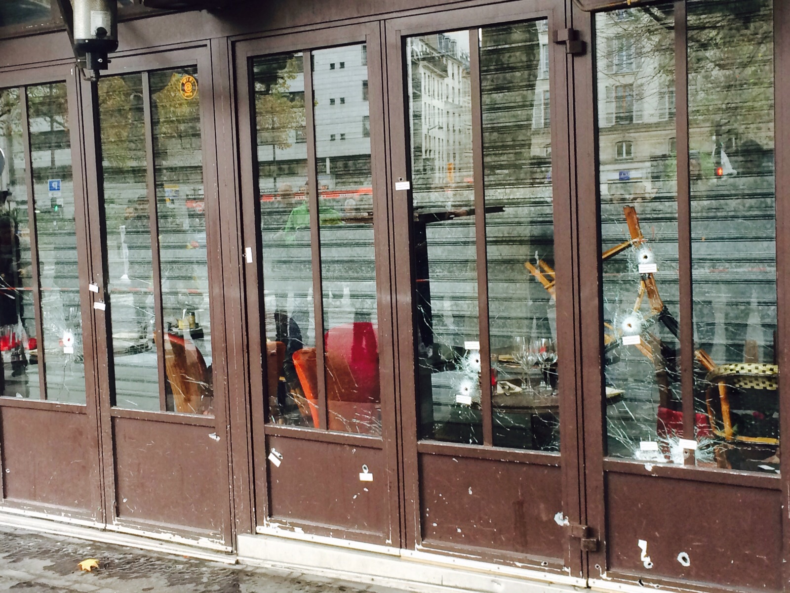 Reflexos dos ataques em Paris | Elizabeth Koechlin Bertrand/