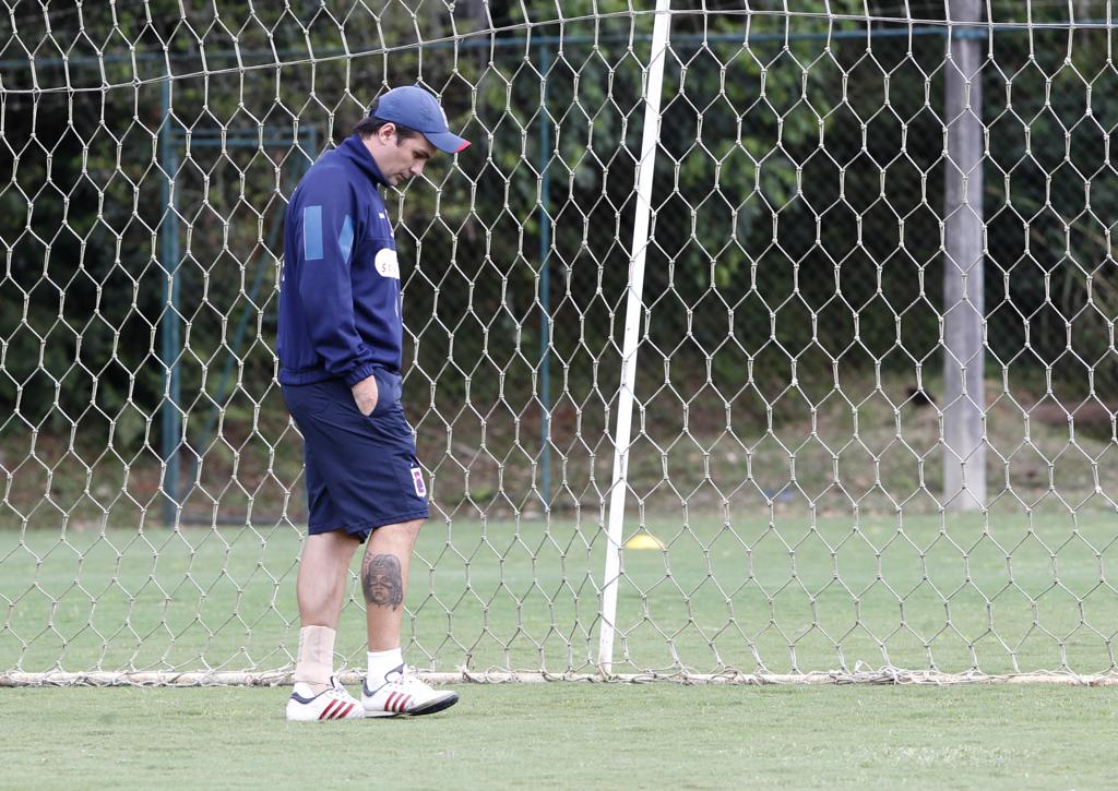 Fernando Miguel tem o pior aproveitamento entre os técnicos que passaram pelo Paraná: 33,3%. | Aniele Nascimento/Gazeta do Povo