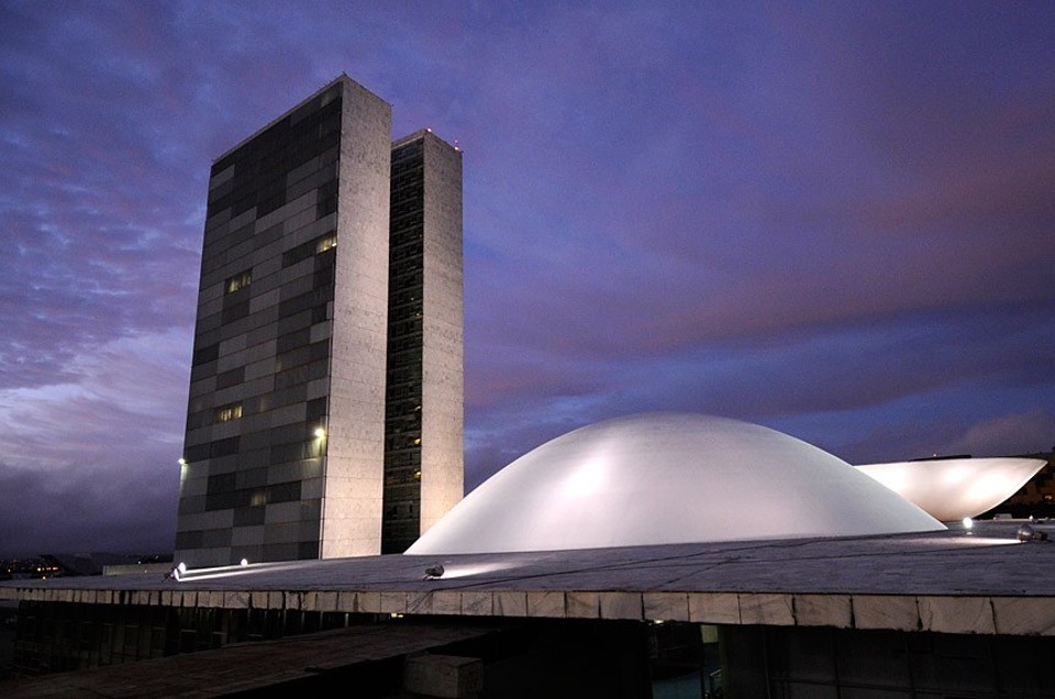 Além da dificuldade do governo de recuperar o texto da proposta original, líderes da oposição no Senado já se mobilizam para continuar a obstrução e derrubada definitiva da matéria. | /