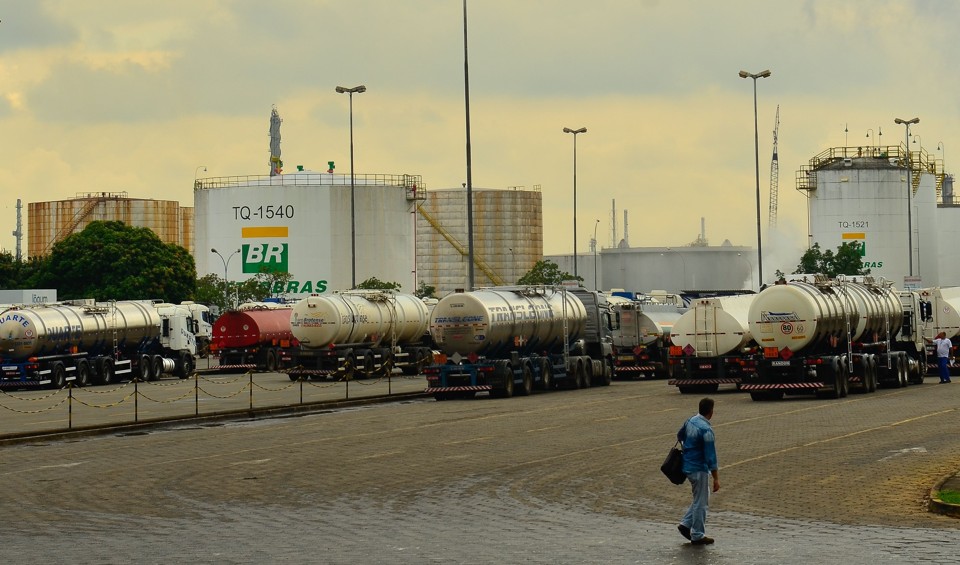 Refinaria da Petrobras em Paulínia, São Paulo, no último domingo (1º) | /