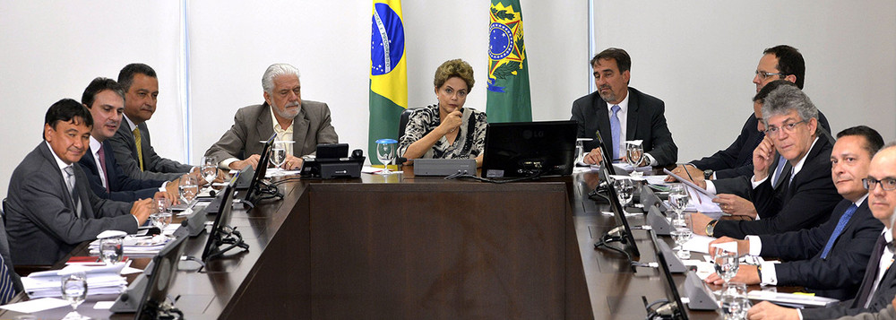 Antes da divulgação do texto, 15 dos governadores participaram de encontro com Dilma, no Planalto, durante uma hora e meia. | Valter Campanato/Agência Brasil/