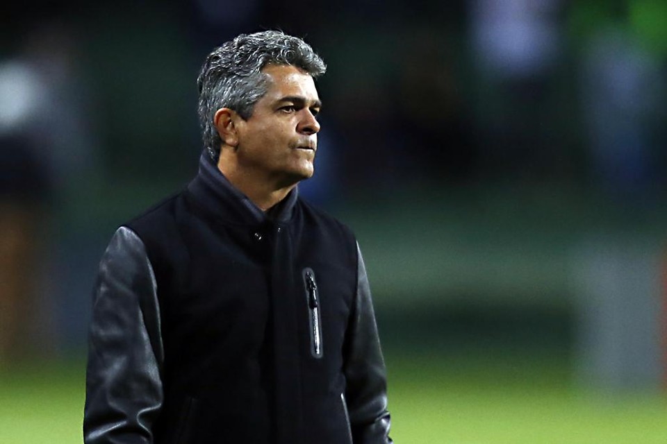 Ney Franco foi demitido do Coritiba e Pachequinho assumiu a vaga de treinador. | Albari Rosa/Gazeta do Povo