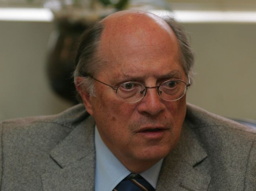 “Não foi coincidência que Cunha tenha decidido acolher o impeachment no momento em que deputados do PT decidiram votar favoravelmente à sua cassação no Conselho de Ética. Foi uma chantagem explícita, mas Cunha escreveu certo por linhas tortas”, afirmou o jurista. | /