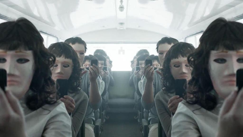 Cena de “Black Mirror”, que teve ganhar uma terceira temporada pela Netflix.