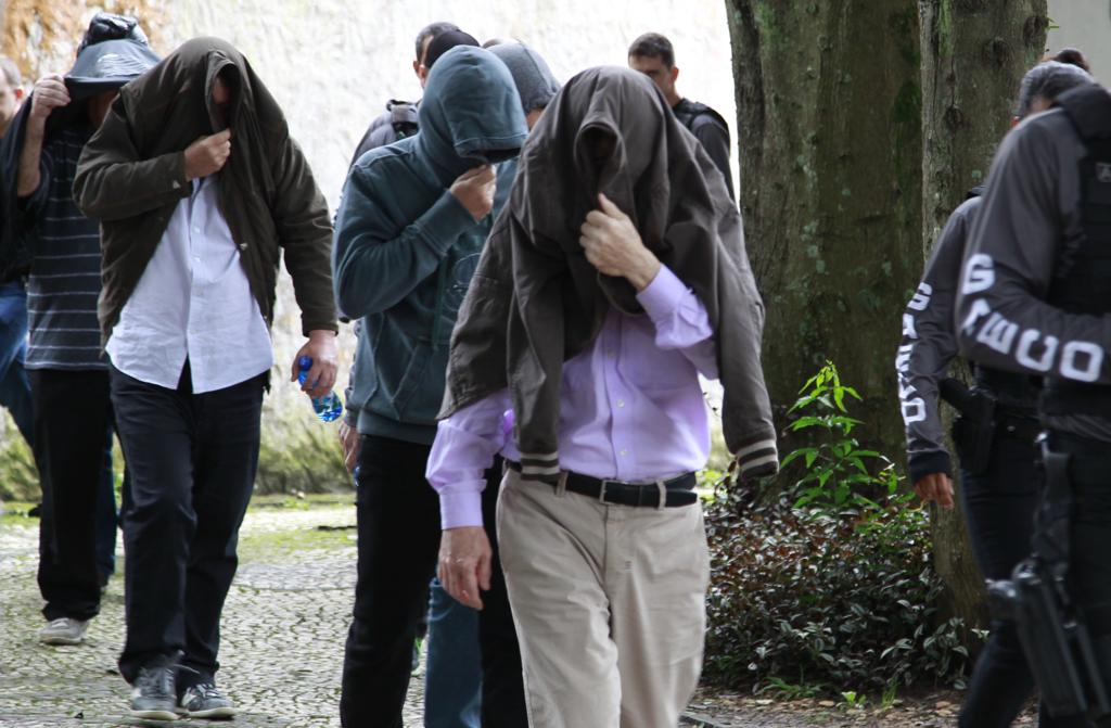 Suspeitos presos no último dia 3  durante quarta fase da Publicano | Aniele Nascimento/Gazeta do Povo