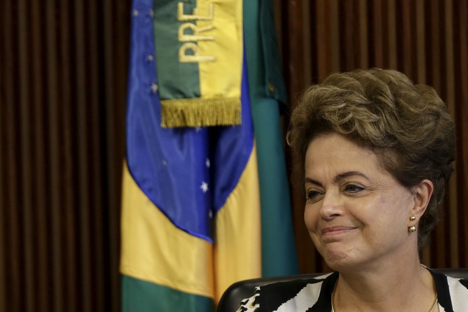 Dilma participou de evento em Brasília e prometeu lutar pelo mandato. | Ueslei Marcelino/Reuters