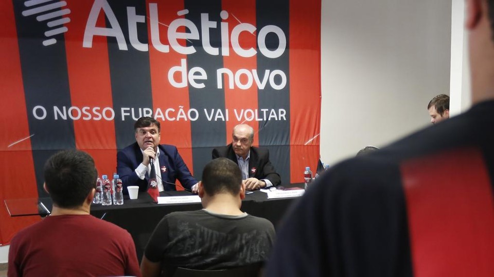 Chapa Atlético de Novo, da oposição, questiona a elegibilidade de seis conselheiros nomeados para o Deliberativo. | Henry Milleo/Gazeta do Povo