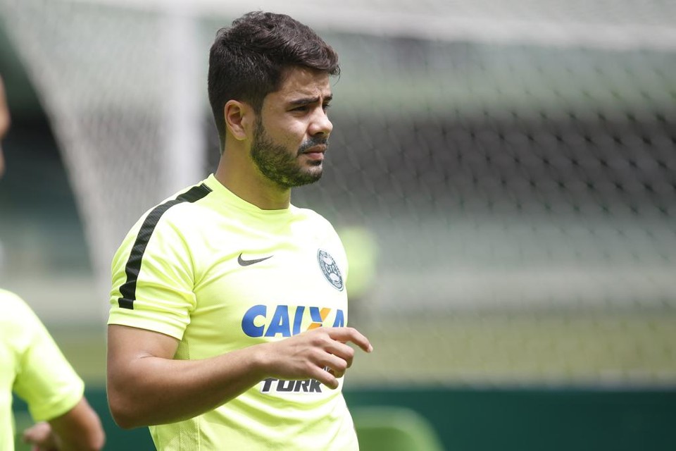 Atacante Henrique Almeida fez 12 gols no Brasileirão pelo Coritiba. | Henry Milleo/Gazeta do Povo