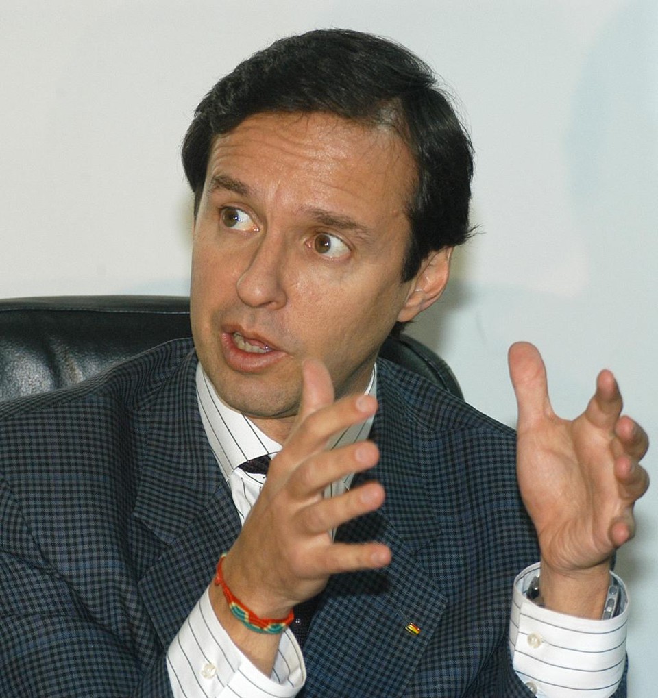 O ex-presidente boliviano Jorge Quiroga teria violado a lei eleitoral venezuelana neste domingo (6) | AR/PA/AIZAR RALDES