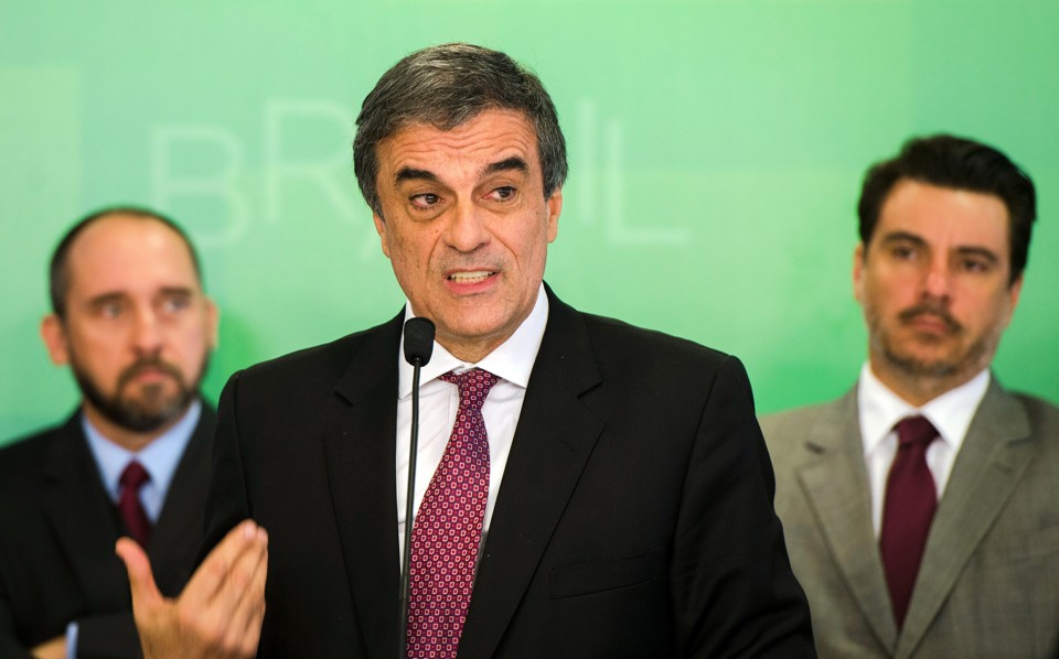“Neste momento, o governo prioriza a discussão no Congresso, mas nada impede que partidos ingressem com ações”, disse Cardozo. | Marcelo Camargo/Agência Brasil/