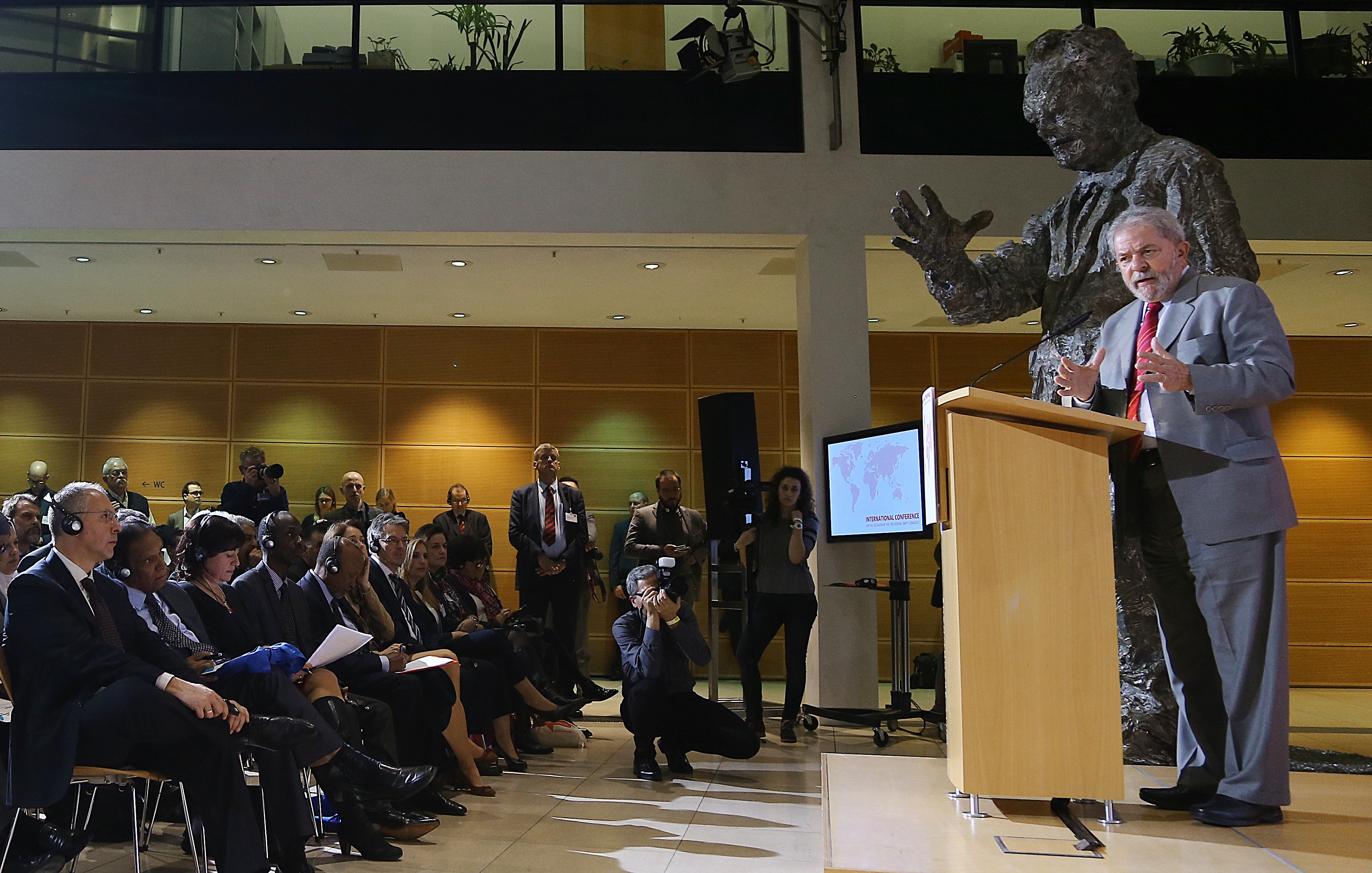 O ex-presidente que o processo de impeachment foi aberto “por vingança” do presidente da Câmara. | /