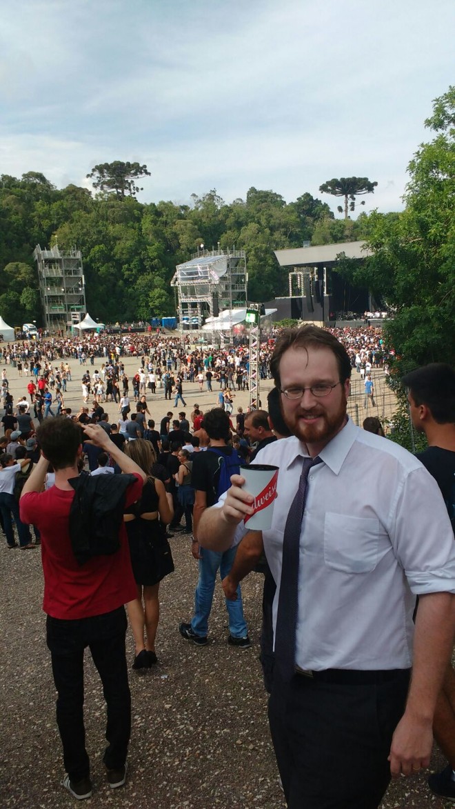 O advogado Marcelo Munhoz da Rocha foi com o pai, mas não pôde pagar o ingresso da área VIP. | Albari Rosa/Gazeta do Povo