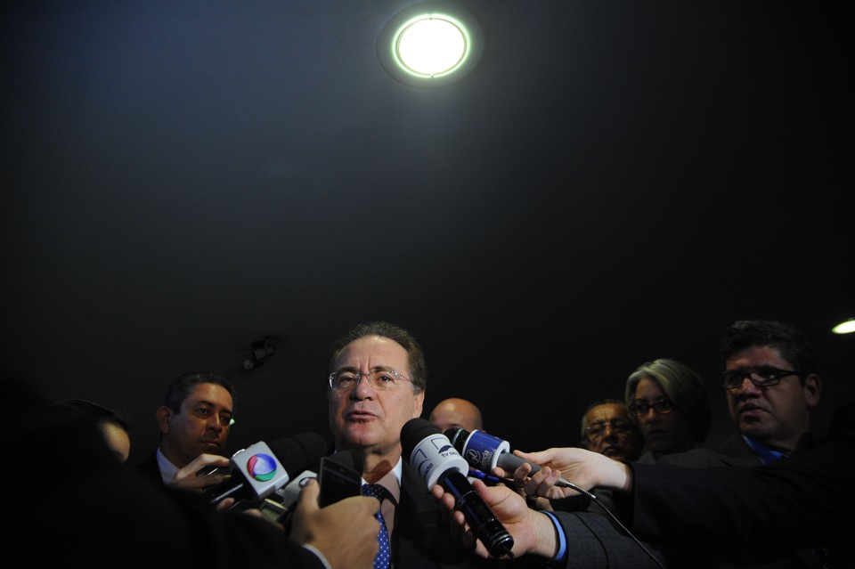 Presidente do Senado, Renan Calheiros partiu para o ataque contra Temer. | Antonio Cruz/Agência Brasil