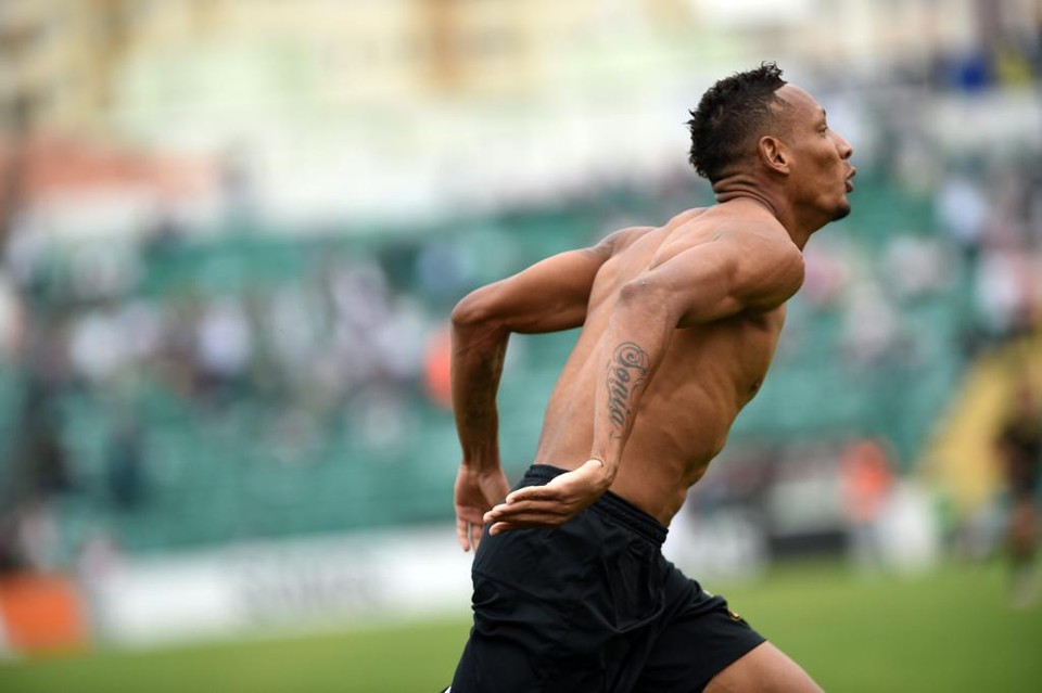 Marcão fez o gol que salvou o Figueirense. | Antonio Carlos Mafalda/Folhapress