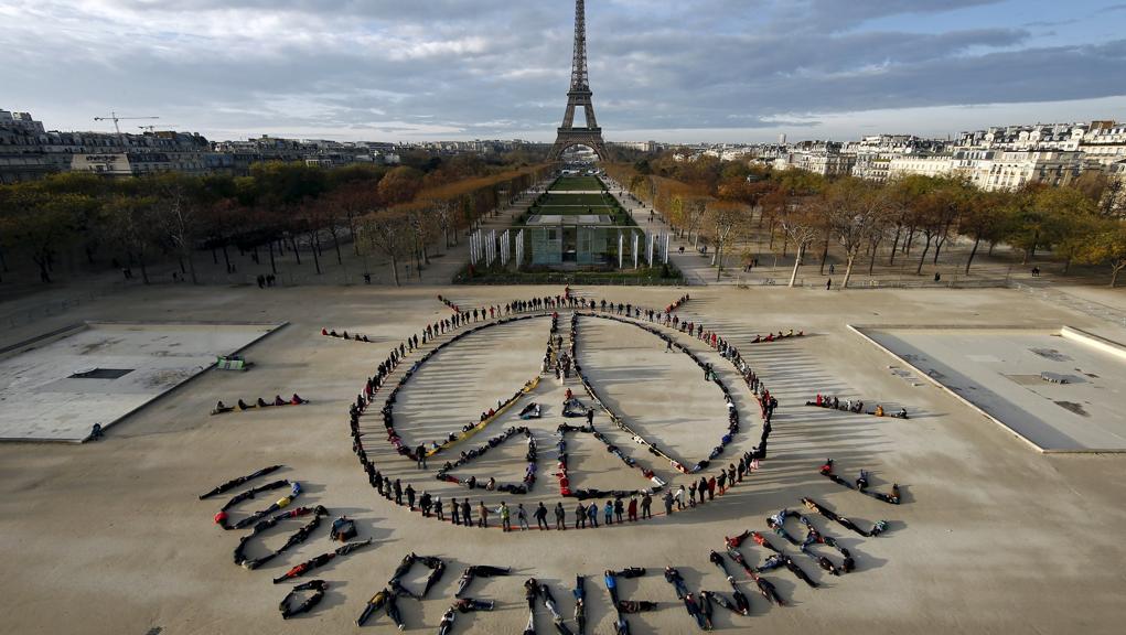 Manifestação em Paris, onde ocorre a COP-21. | BENOIT TESSIER/REUTERS
